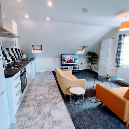 Crystal Suite 4 - Private Parking - Metro North Shields Zewnętrze zdjęcie