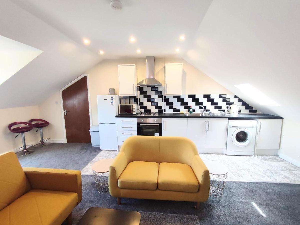 Crystal Suite 4 - Private Parking - Metro North Shields Zewnętrze zdjęcie