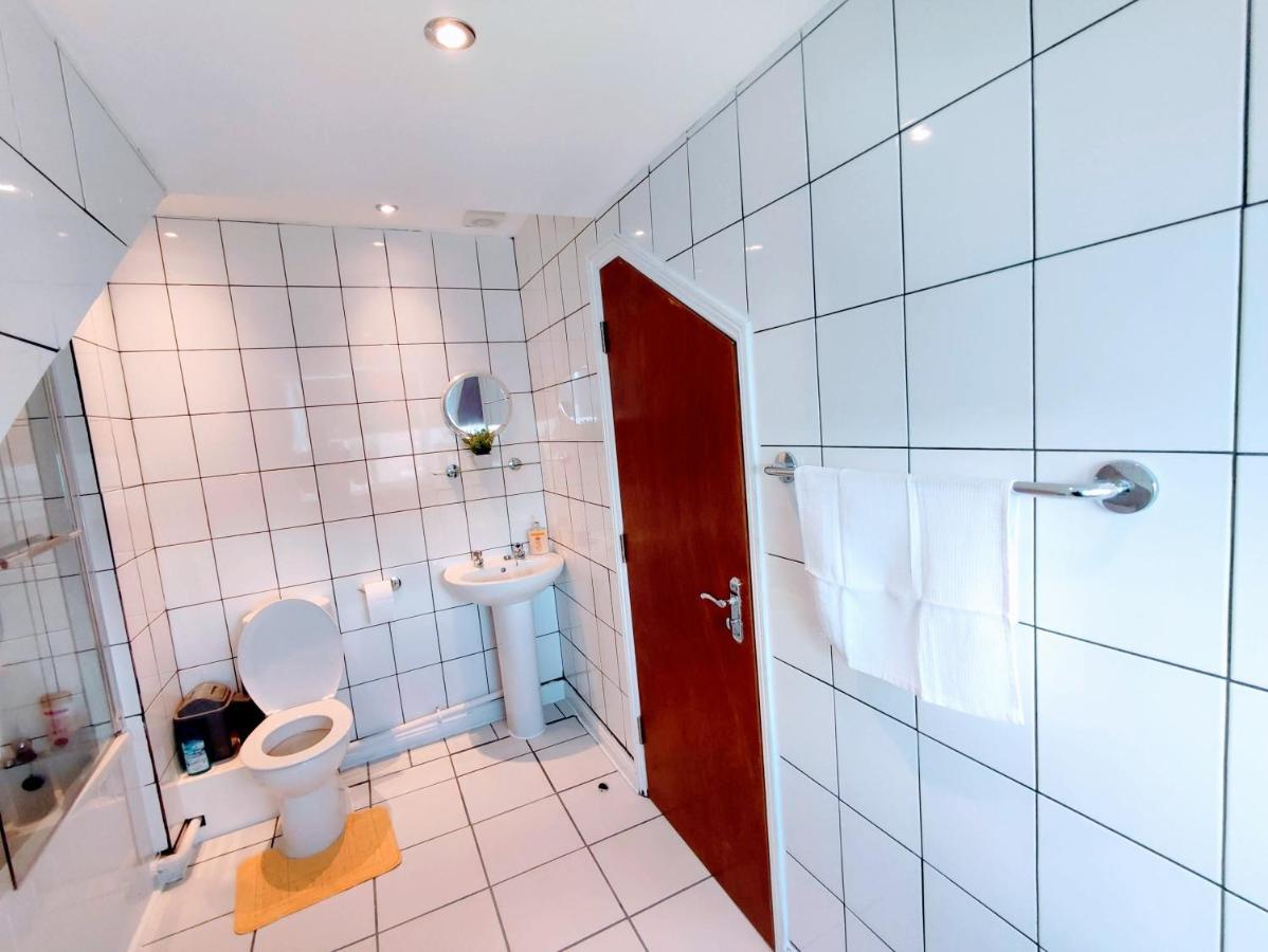Crystal Suite 4 - Private Parking - Metro North Shields Zewnętrze zdjęcie