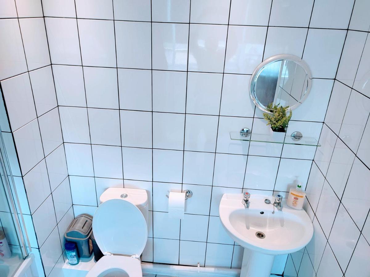 Crystal Suite 4 - Private Parking - Metro North Shields Zewnętrze zdjęcie